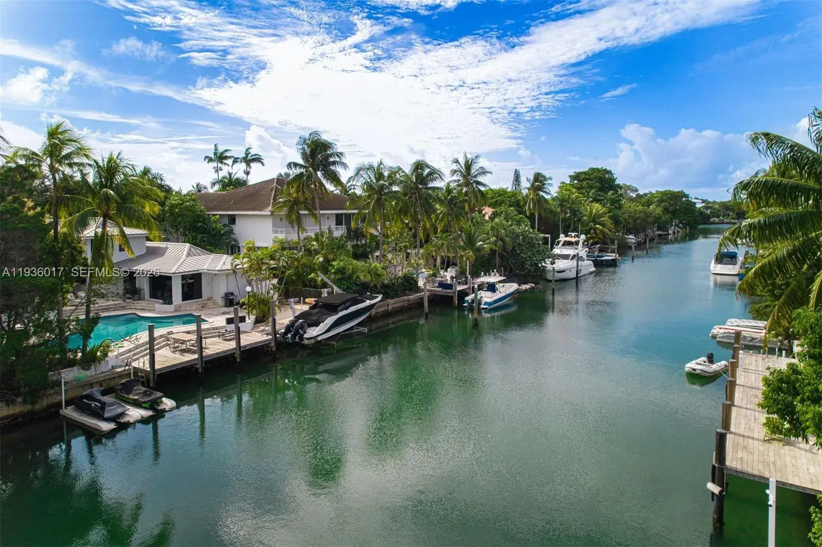 121 Knollwood Drive, Key Biscayne FL 33149