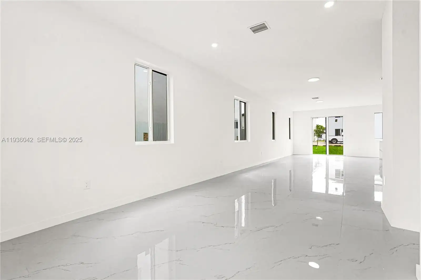 22431 SW 125 ave # 19B, Miami FL 33170 photo 4