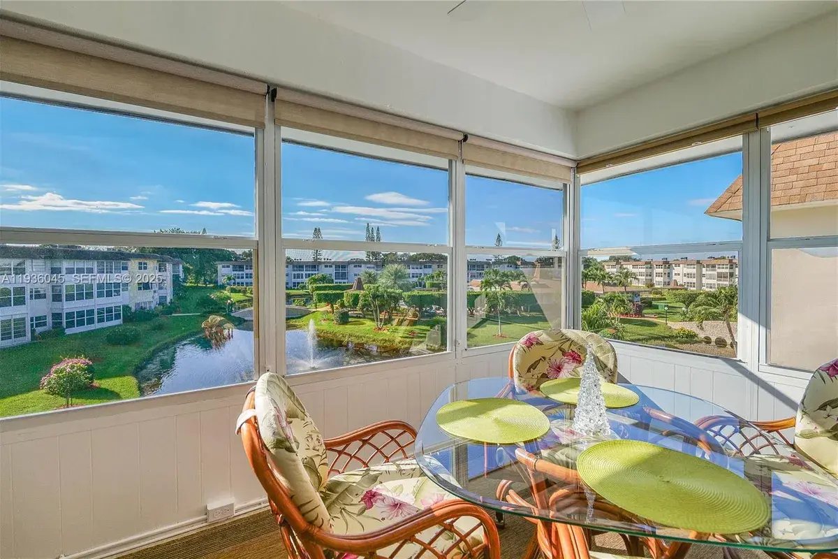 3501 NW 47th Ave # 604, Lauderdale Lakes FL 33319