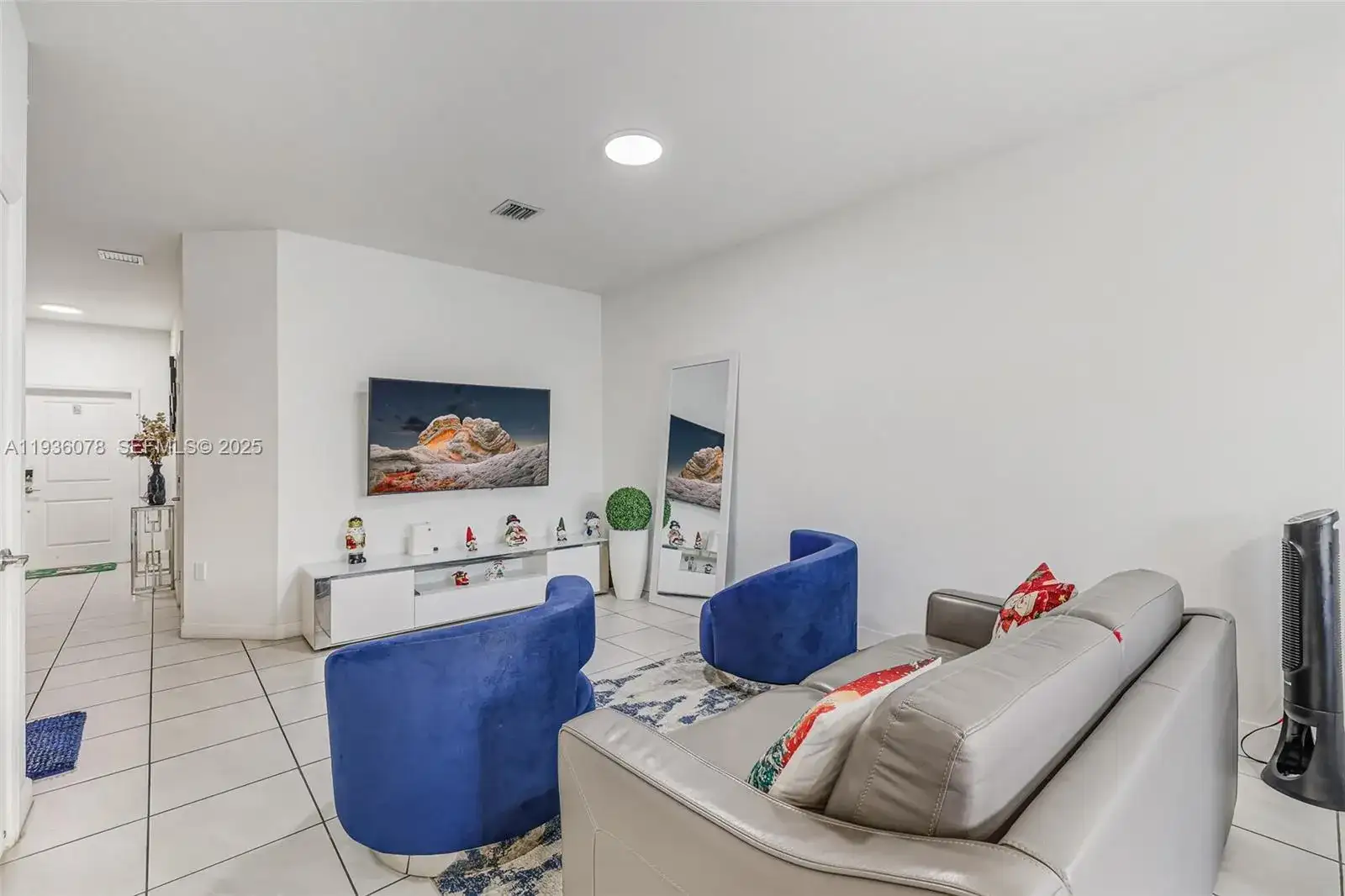11907 SW 247th Ter, Homestead FL 33032 photo 5