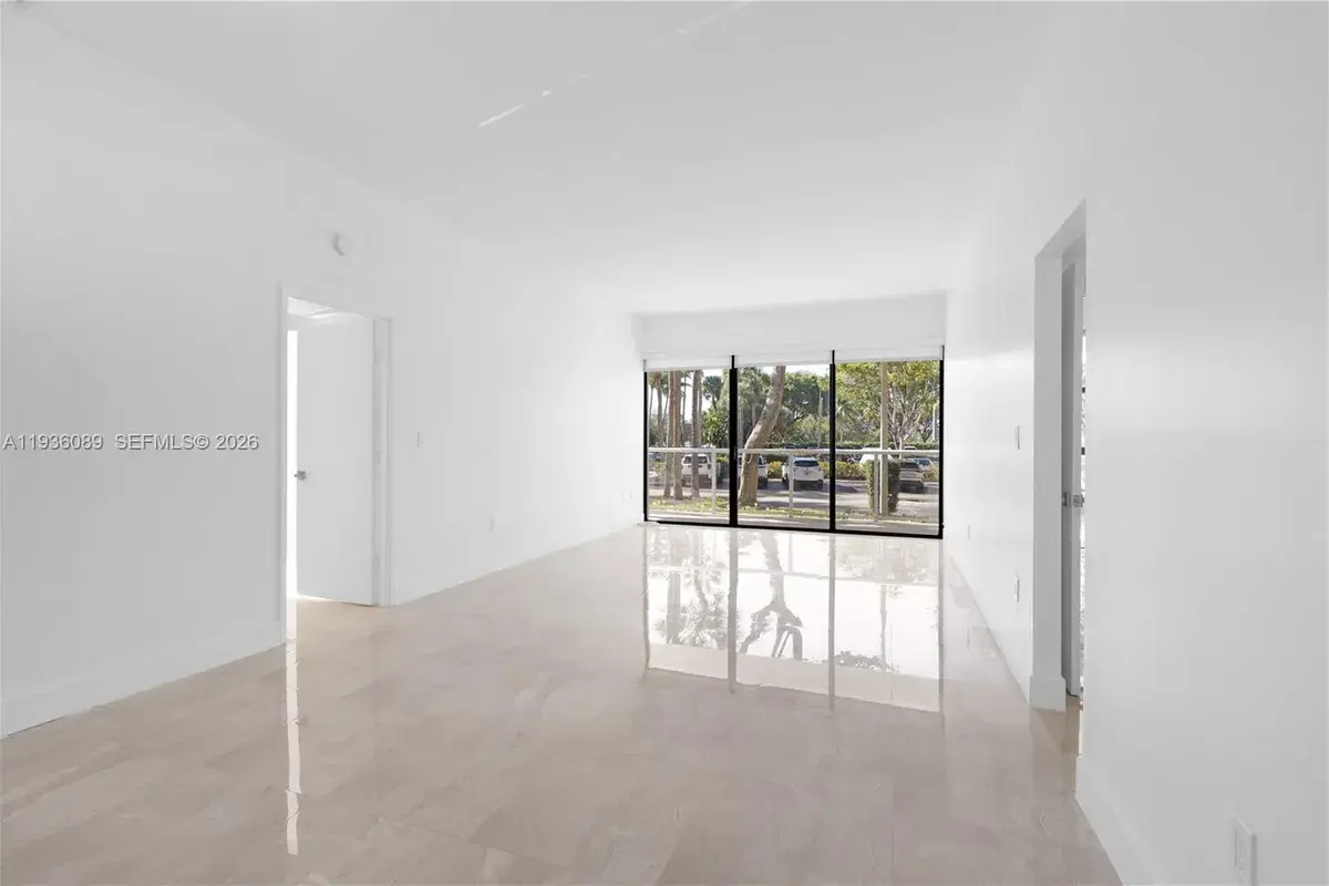 3731 N Country Club Dr # 124, Aventura FL 33180