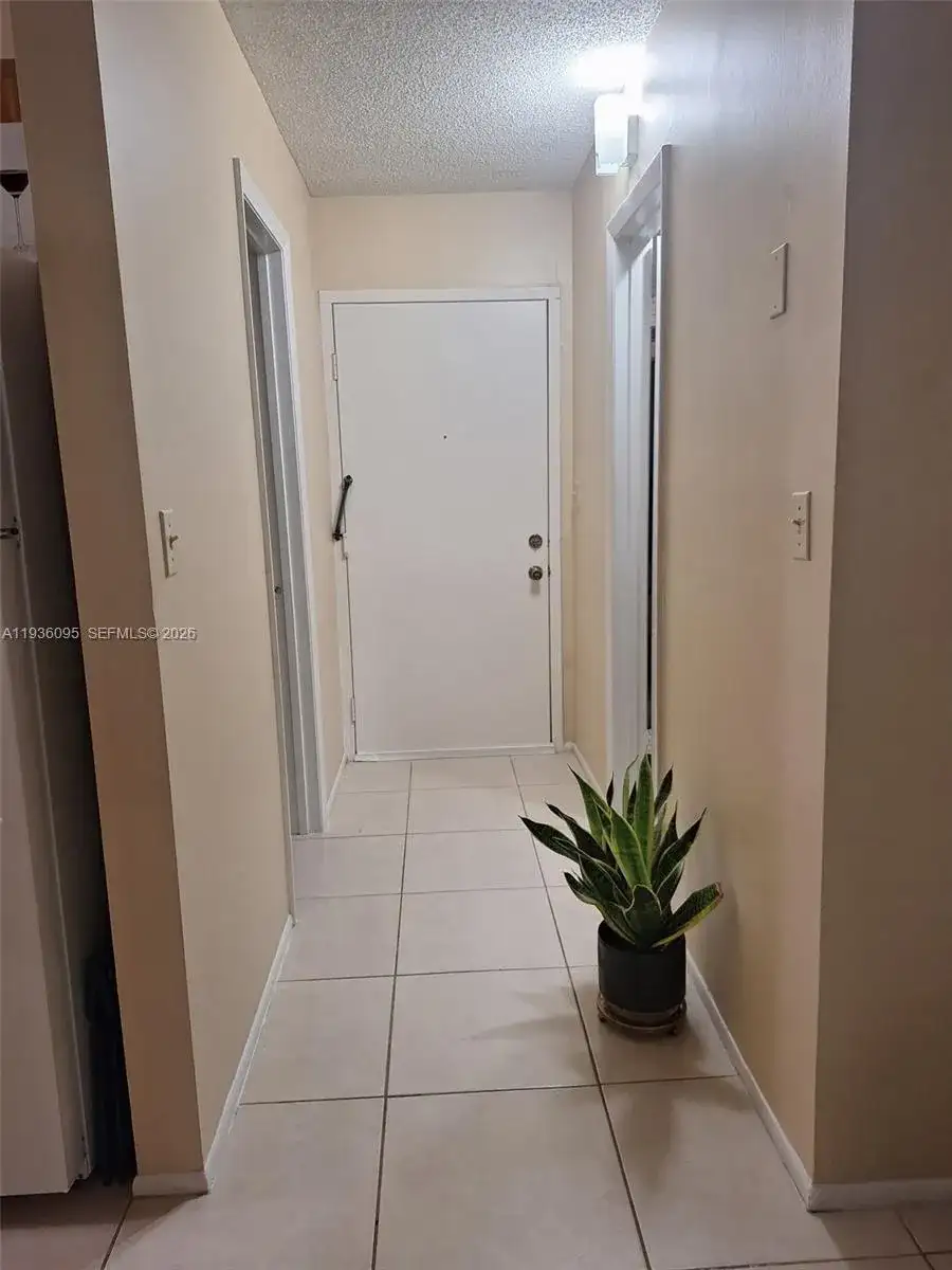 2701 Riverside Dr # B, Coral Springs FL 33065 photo 5