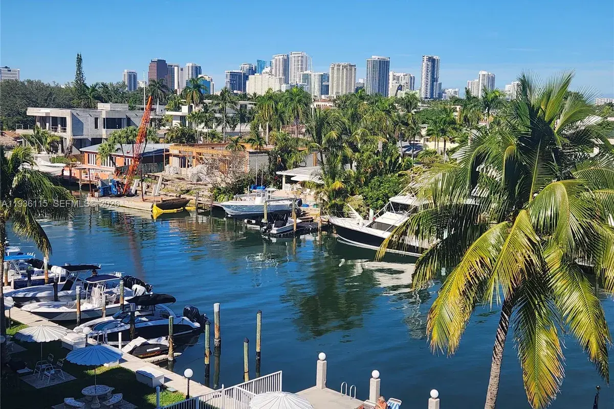 1731 SE 15th St # 511, Fort Lauderdale FL 33316