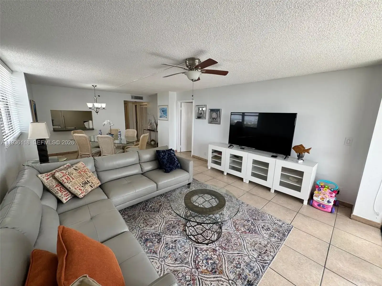 2625 Collins Ave # 1801, Miami Beach FL 33140 photo 2
