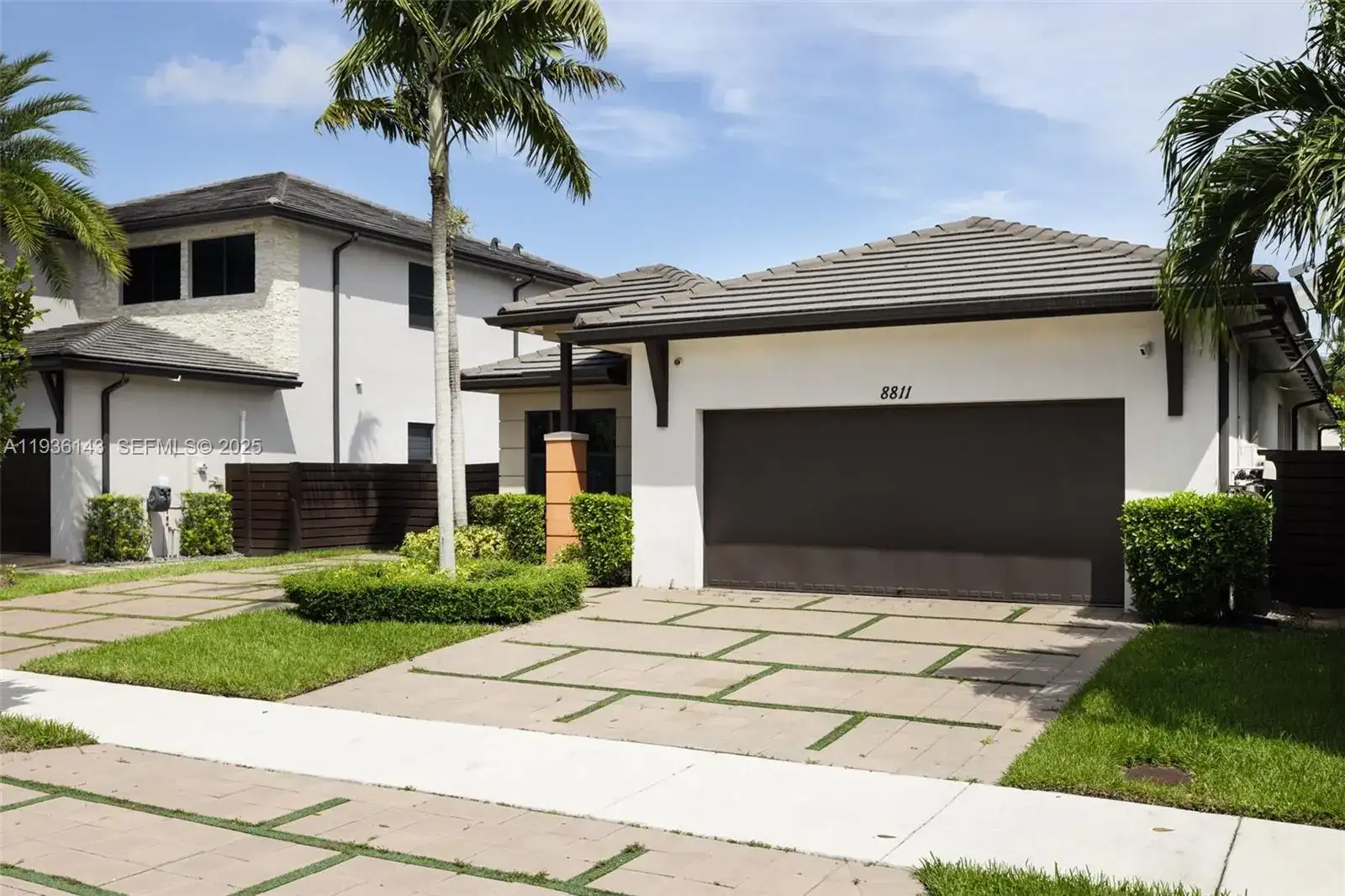 8811 NW 154th Ter, Miami Lakes FL 33018 photo 3