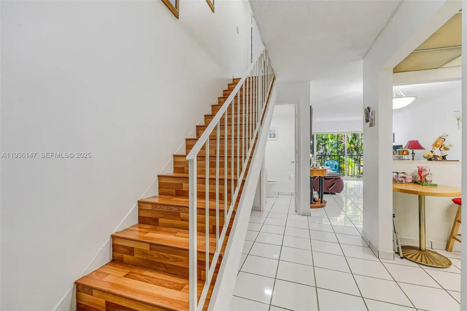130 NW 87th Ave # H216, Miami FL 33172 photo 3