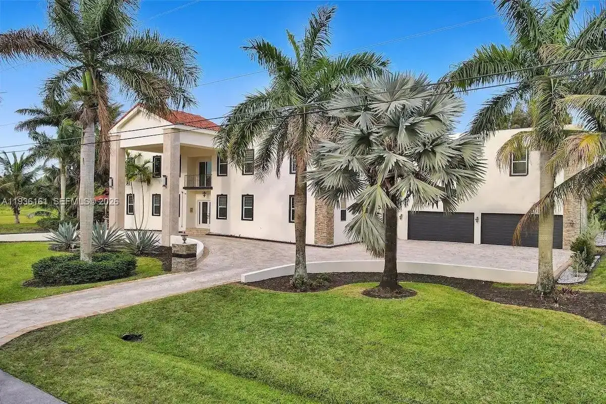 1430 NW 114th Ave, Plantation FL 33323 photo 5
