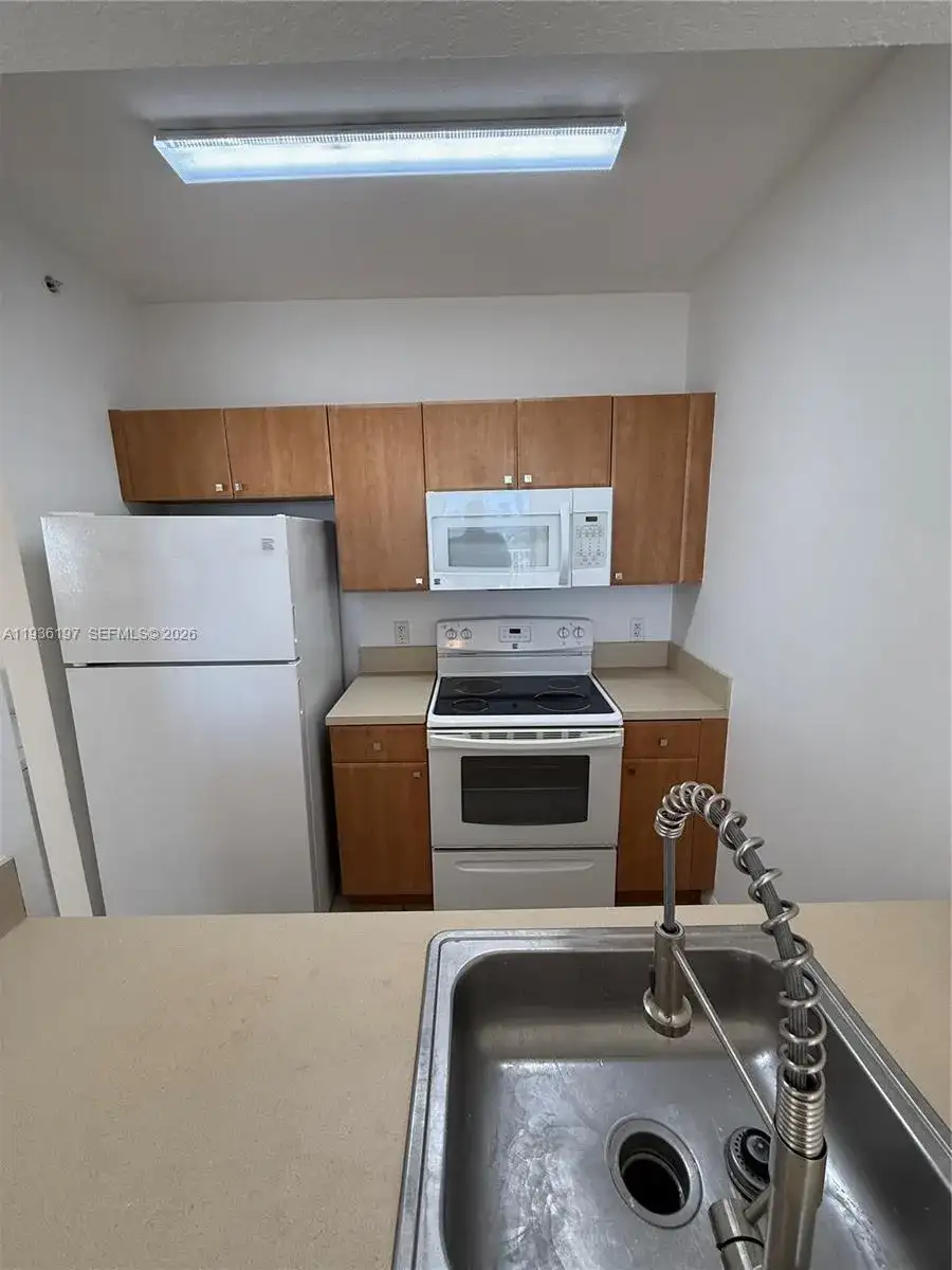 119 SW 6th Ave # 707, Miami FL 33130 photo 4