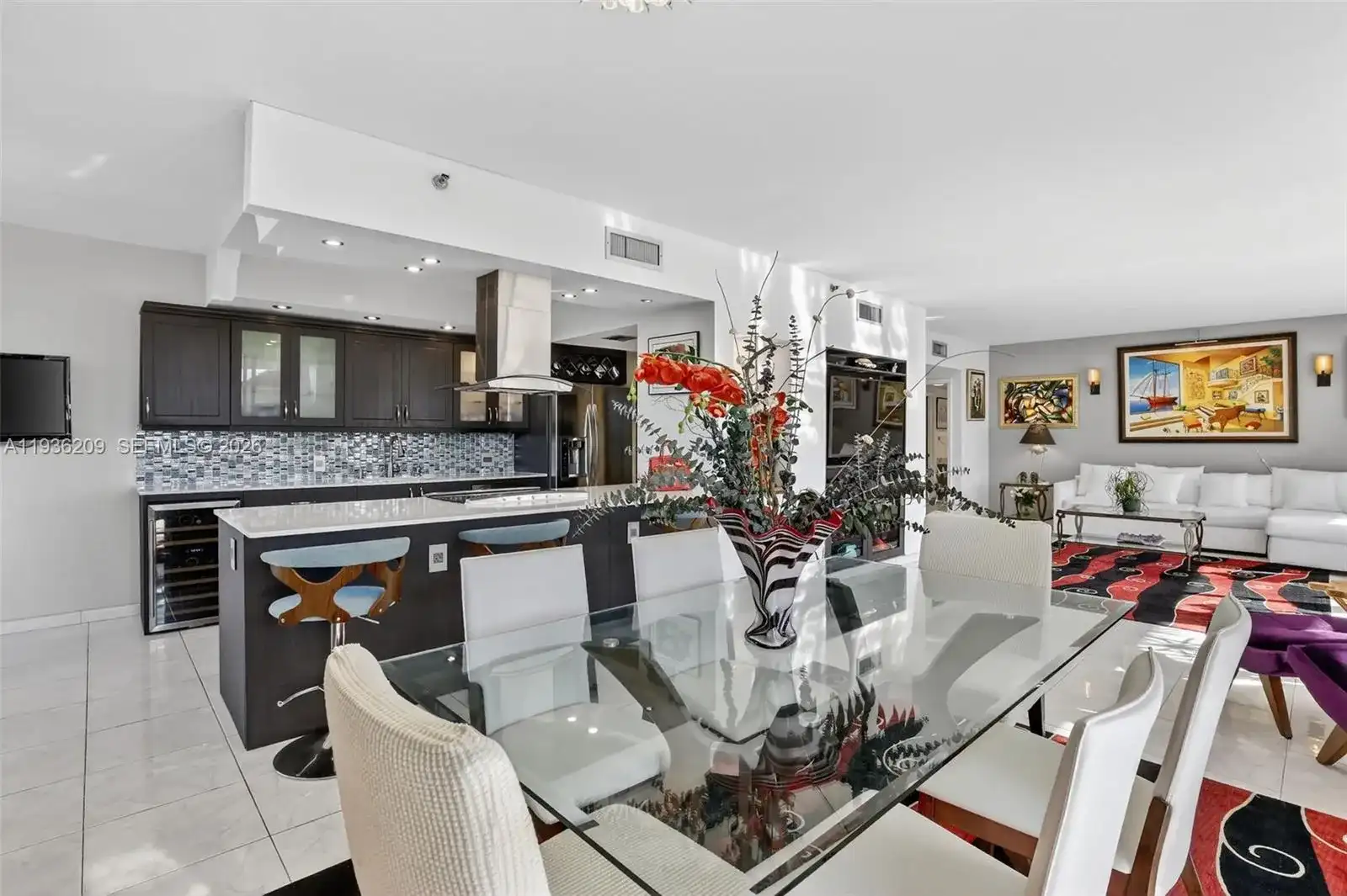 20281 E Country Club Dr # 201, Aventura FL 33180