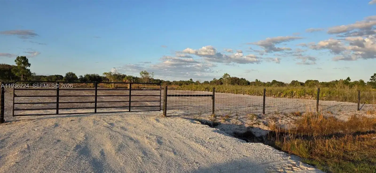 17385 NW 314 st, Okeechobee FL 34972 photo 2