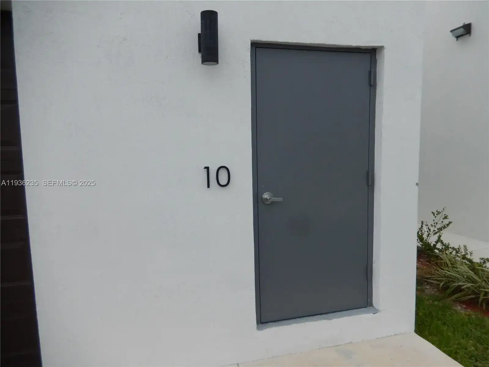 16955 SW 100th Ave # 10, Miami FL 33157 photo 3