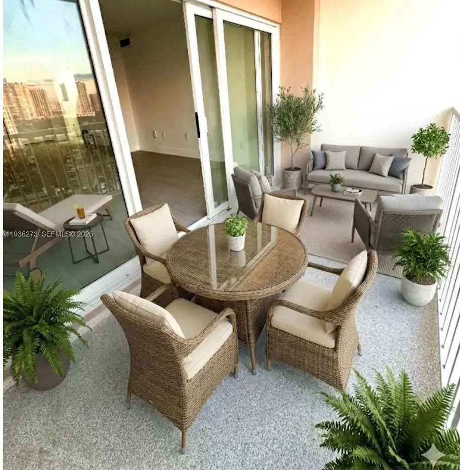 300 Bayview Dr # 1201, Sunny Isles Beach FL 33160