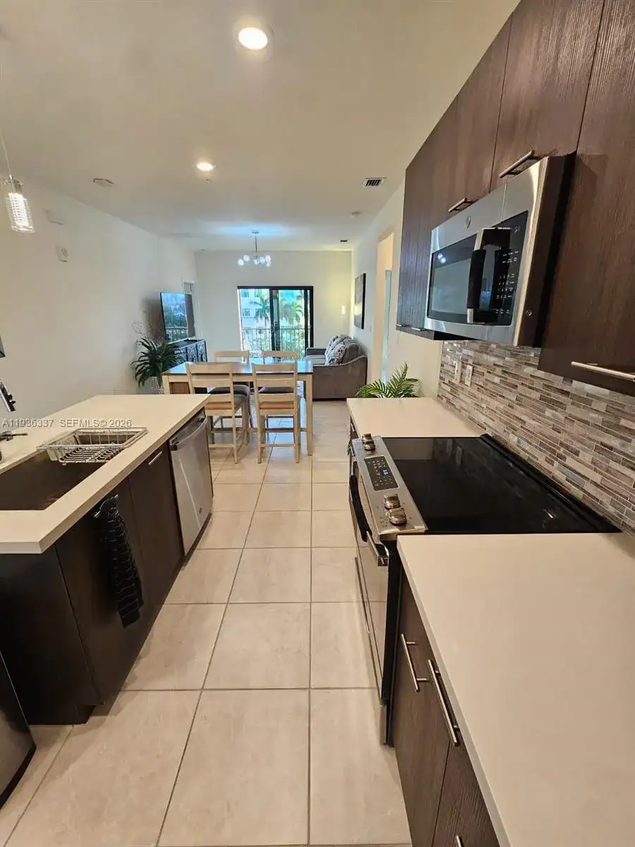 8301 NW 41st St # 402, Doral FL 33166 photo 5