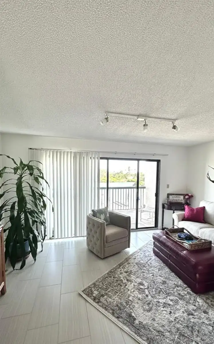 3111 Pass A Grille Way # 110, St Petersburg FL 33706 photo 5