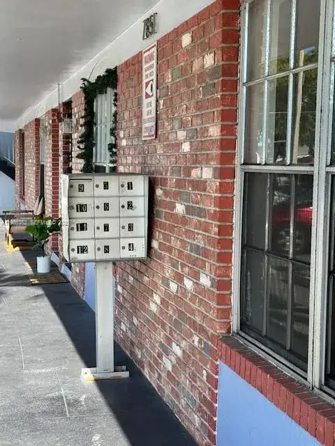 7851 Dunham Blvd # 5, Miami FL 33138 photo 3