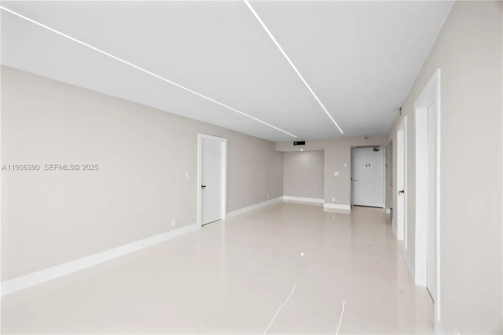 20379 W Country Club Dr # 1938, Aventura FL 33180 photo 3
