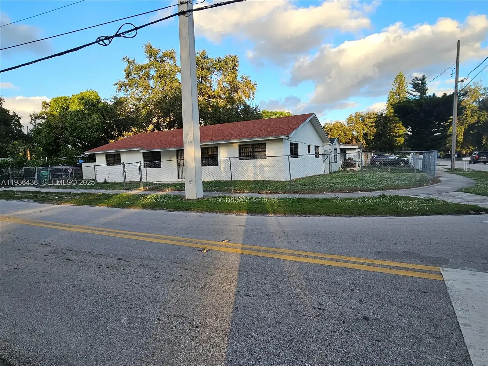 16945 NW 28th Ave, Miami Gardens FL 33056 photo 4