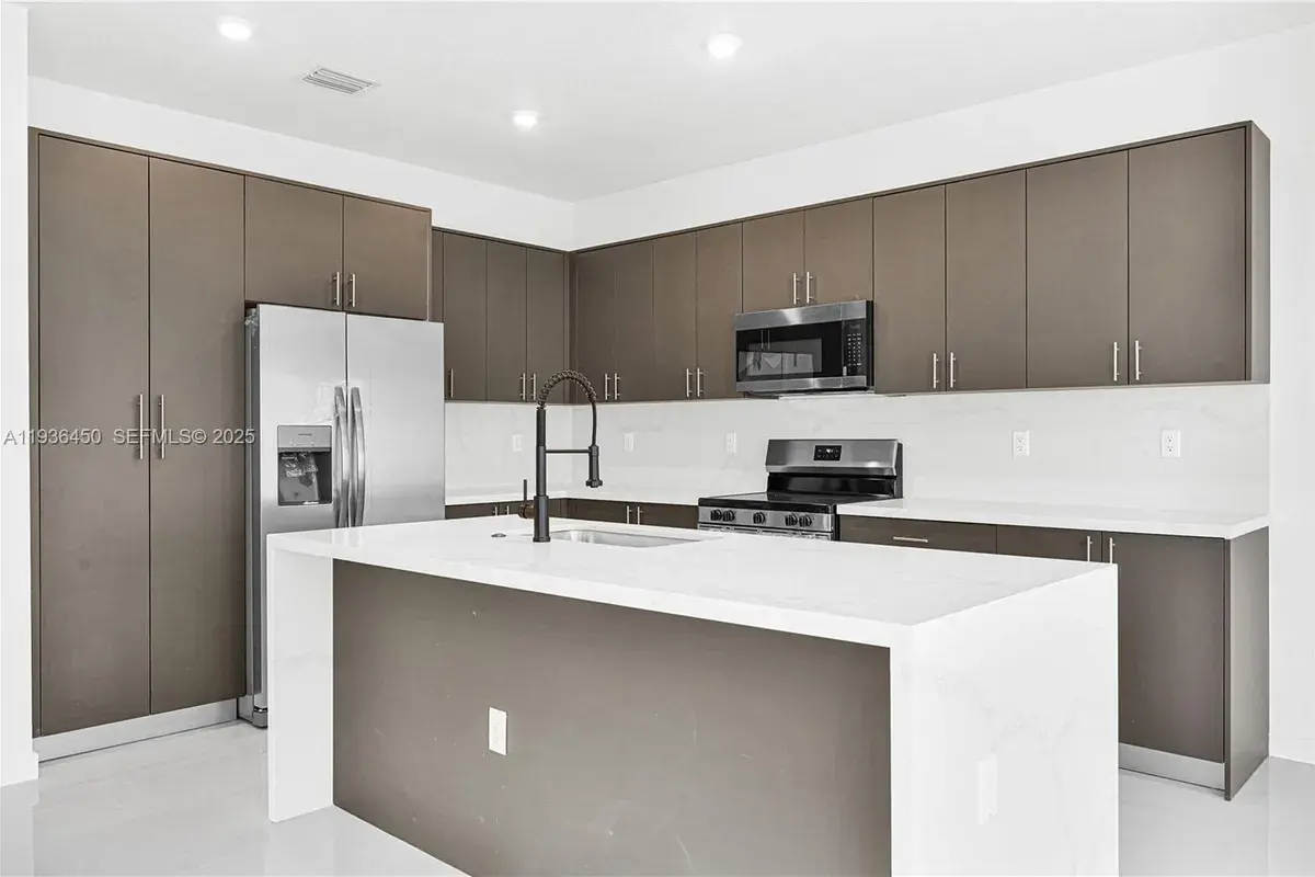 22445 SW 125th Ave # 18A, Miami FL 33170