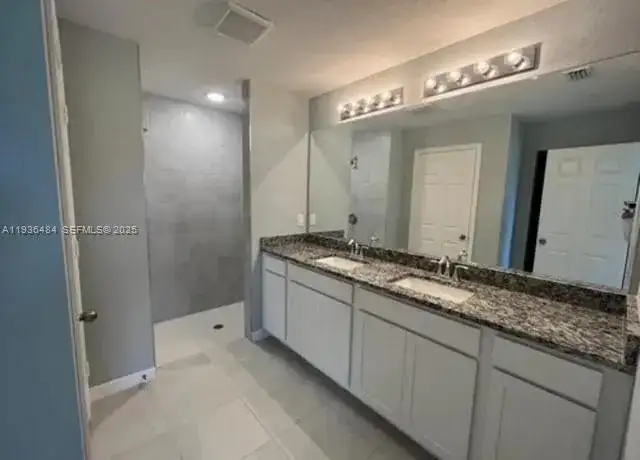 208 NW 7 Ter # 0, Cape Coral FL 33993 photo 2