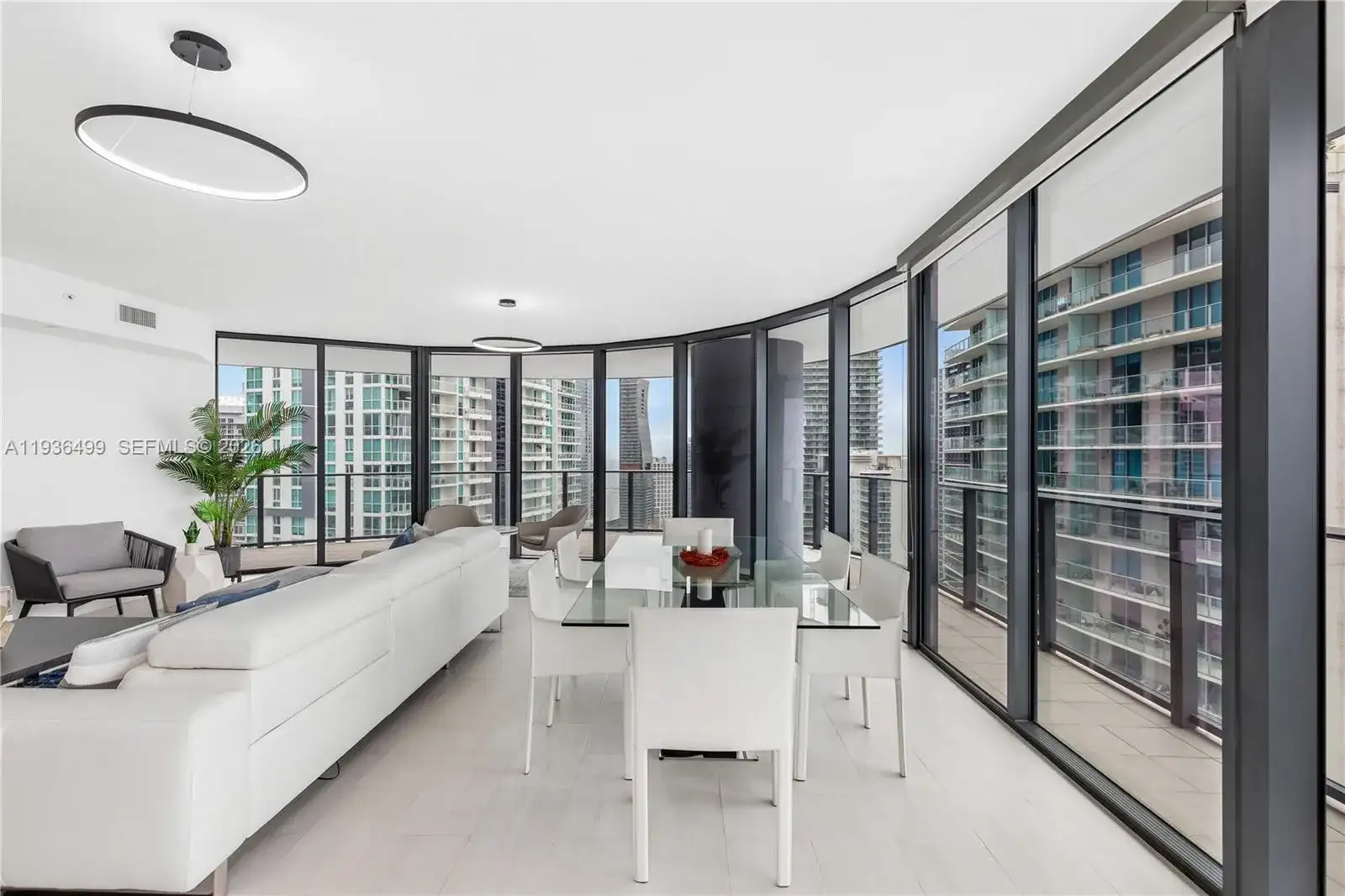 1000 Brickell Plz # 3902, Miami FL 33131 photo 3