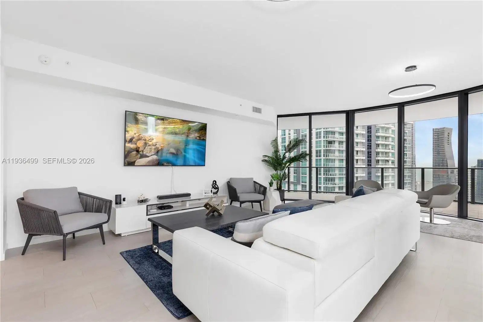 1000 Brickell Plz # 3902, Miami FL 33131 photo 5