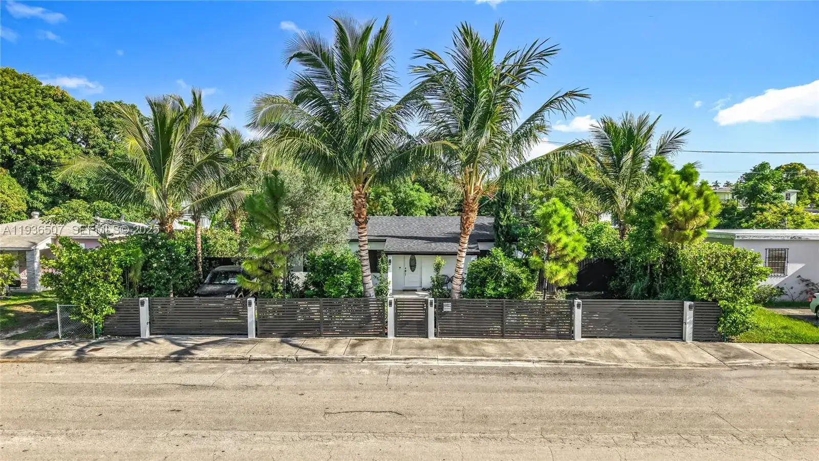 10045 SW 172nd St, Miami FL 33157 photo 3