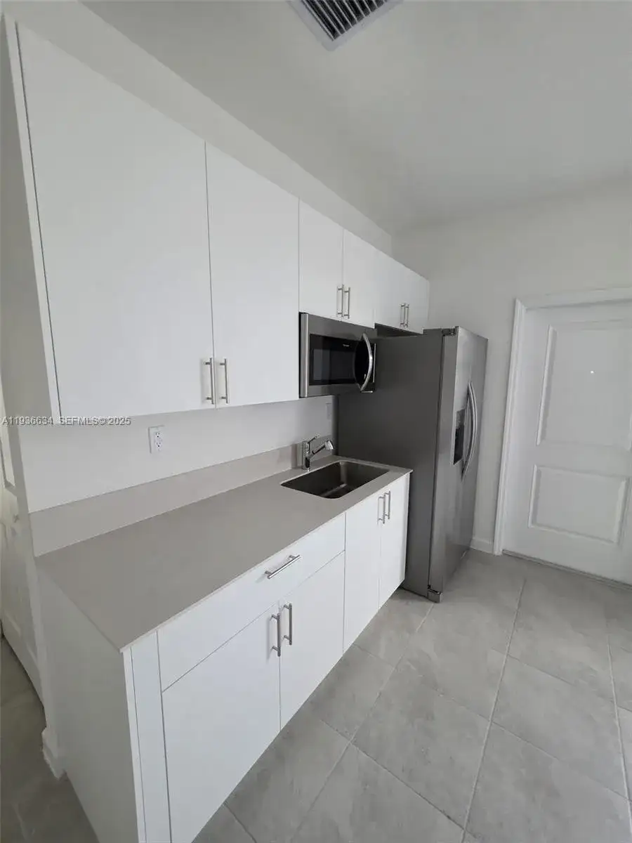 19571 SW 339 Terrace # 1, Homestead FL 33034 photo 2