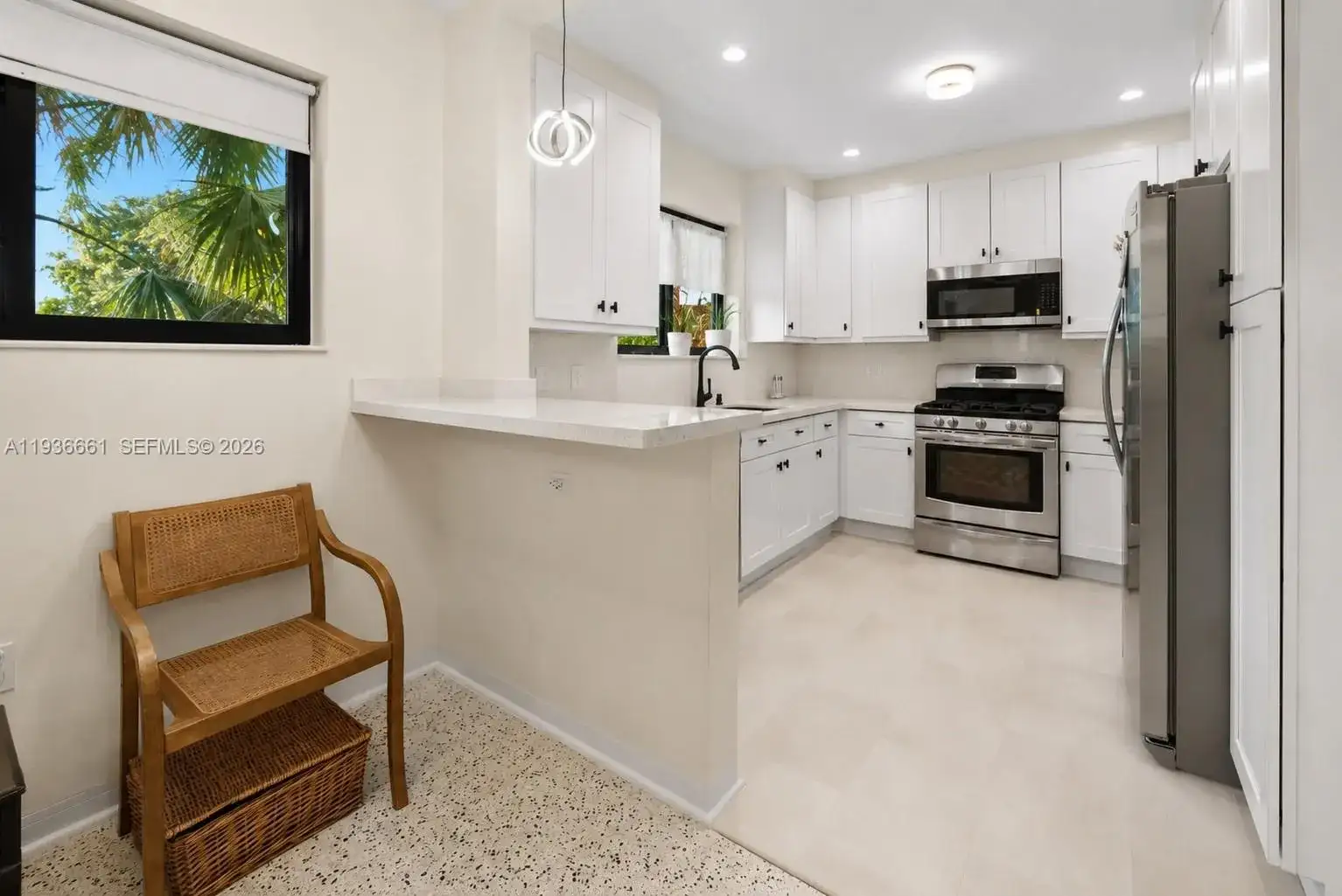 7517 Cutlass Ave, North Bay Village FL 33141 photo 5