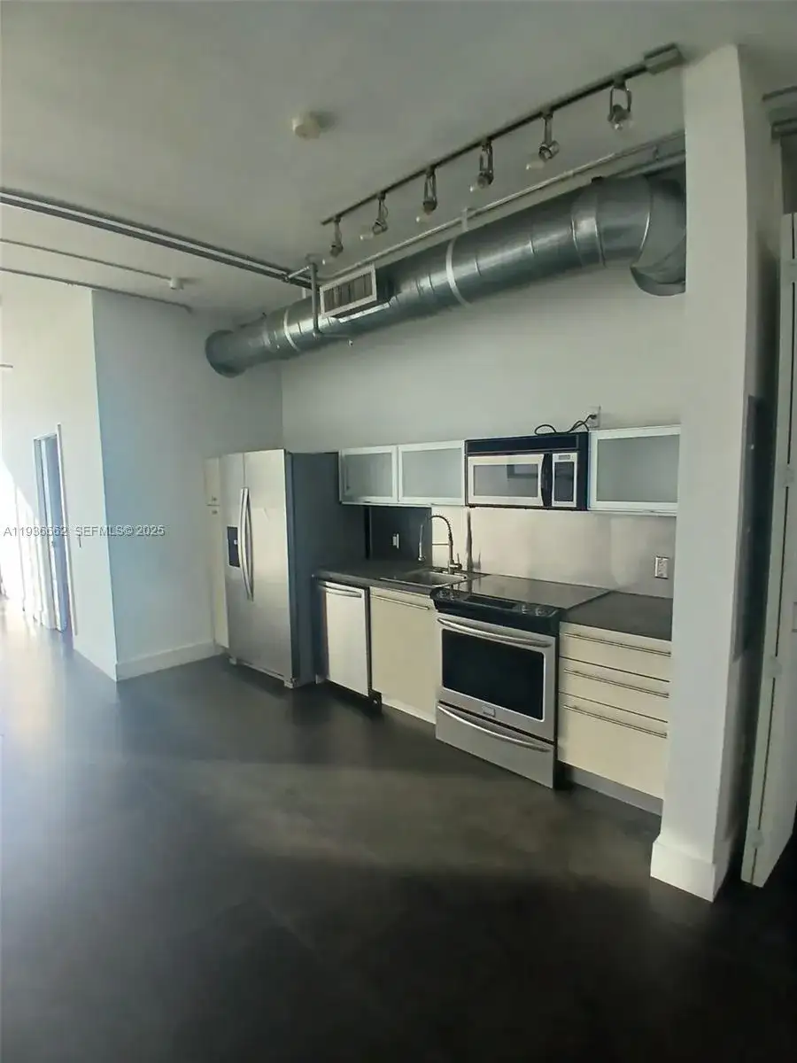1700 Meridian Ave # 506, Miami Beach FL 33139 photo 5