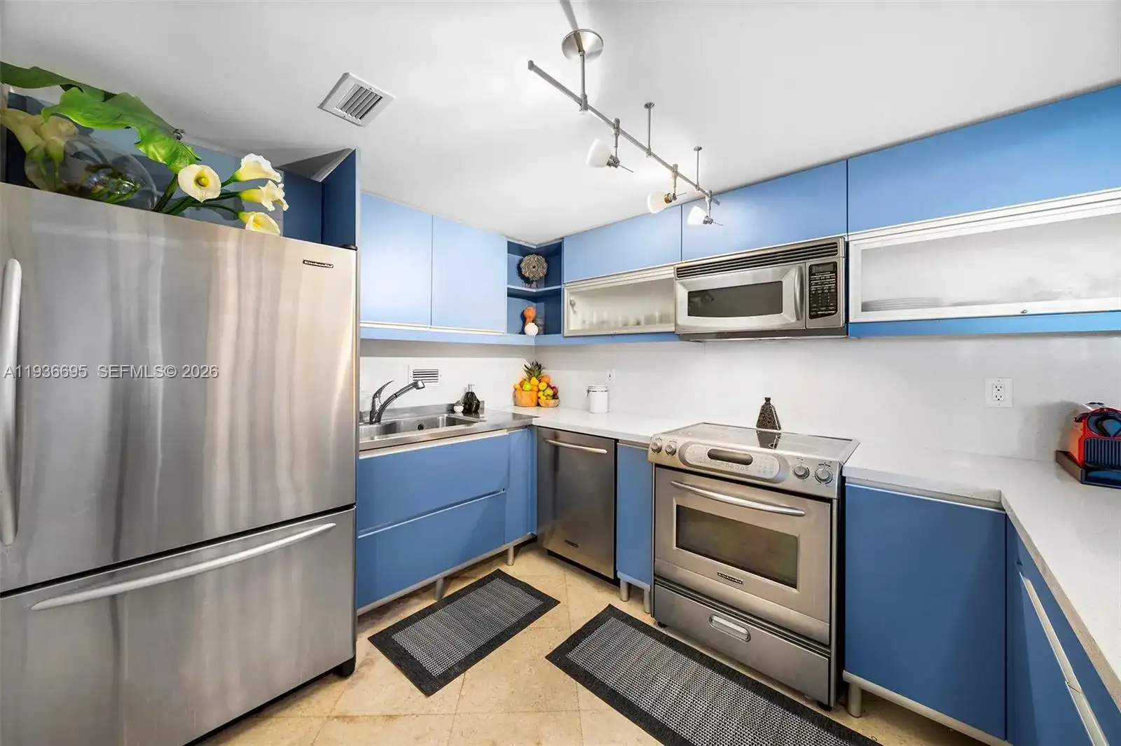 2301 Collins Ave # 408, Miami Beach FL 33139 photo 3