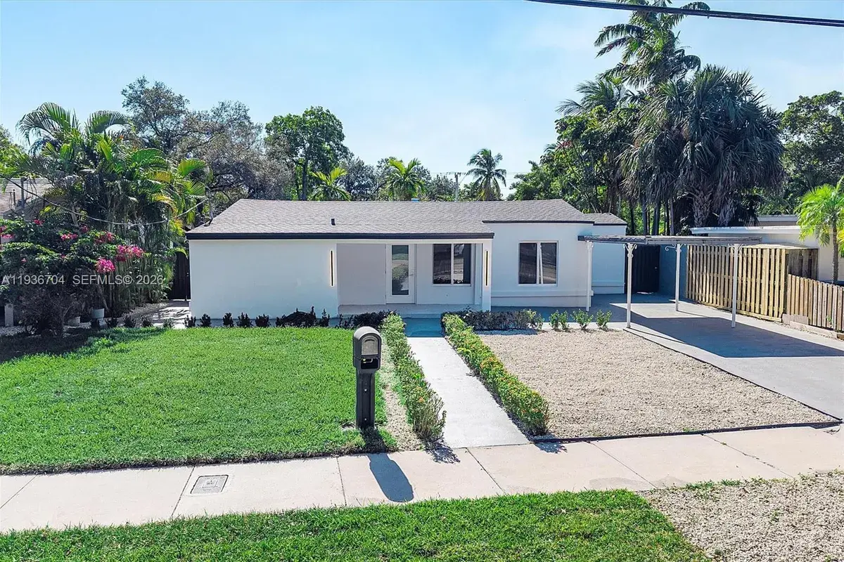 300 SW 11th Ct, Fort Lauderdale FL 33315