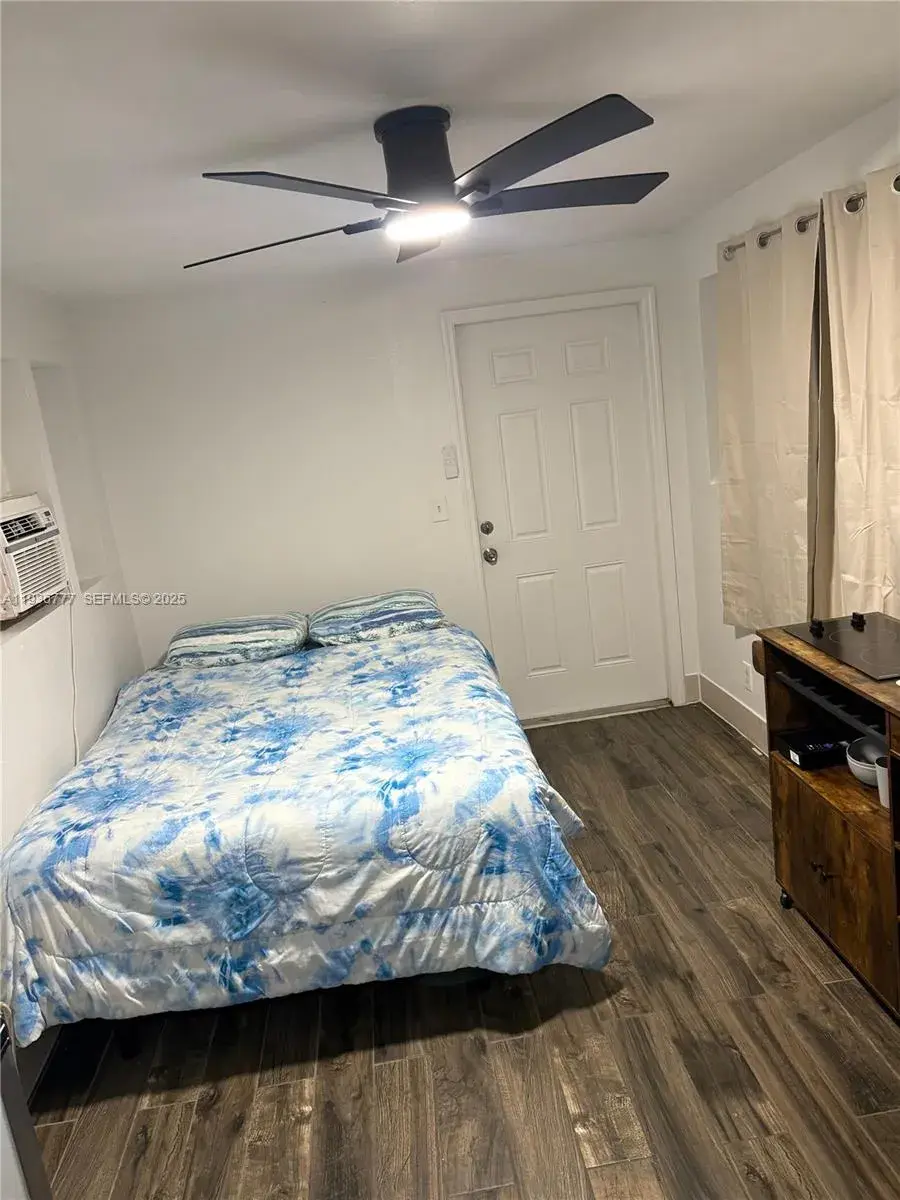 2315 Cleveland St # 0, Hollywood FL 33020