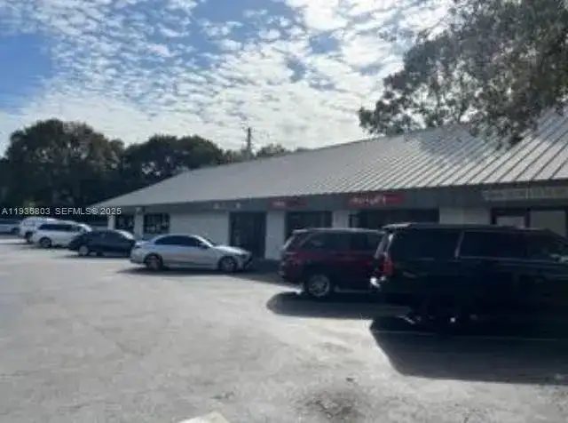 7400 SW 57th Ave, South Miami FL 33143 photo 4