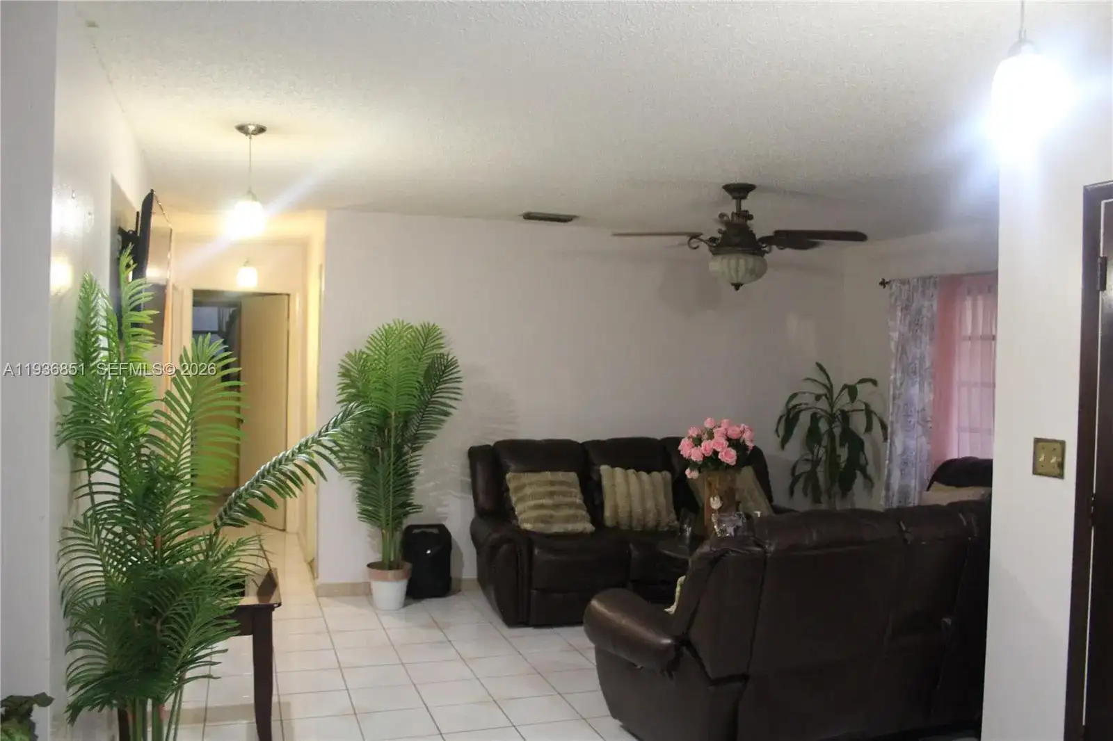 14334 NE 2nd Pl, Miami FL 33161 photo 4