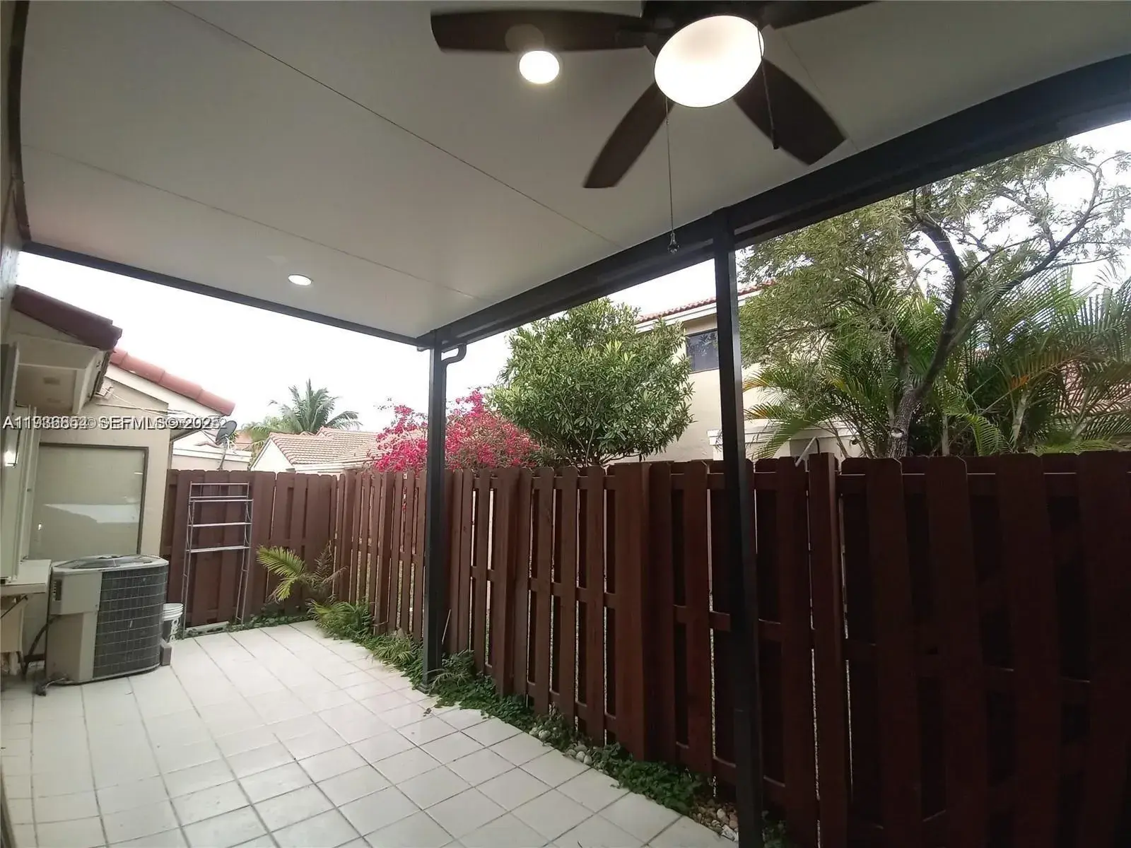 6533 NW 170th Ln, Hialeah FL 33015
