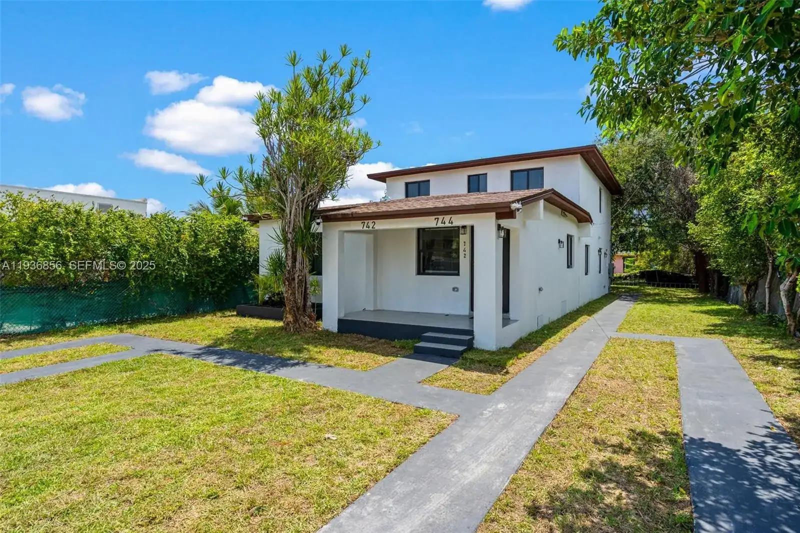 742 NW 70th St, Miami FL 33150 photo 5