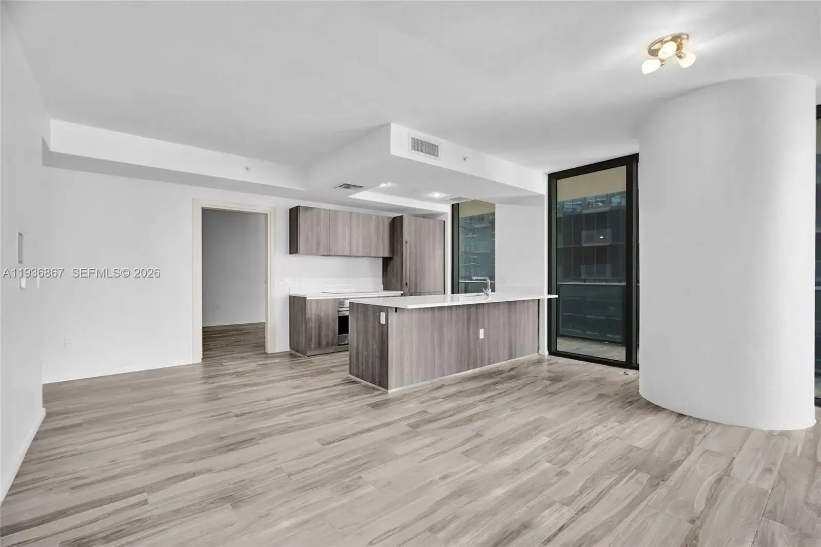 801 S Miami Ave # 2405, Miami FL 33130 photo 4