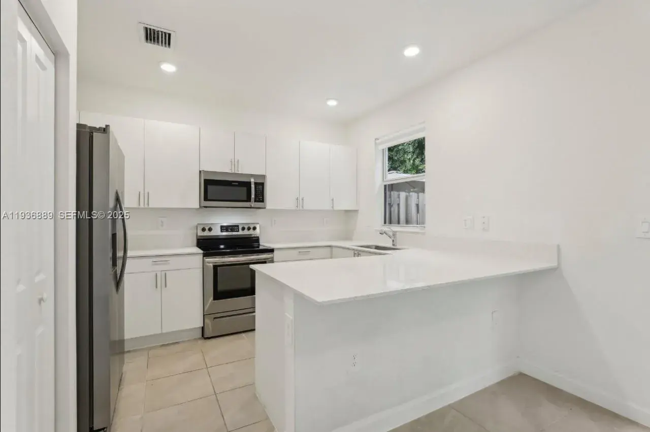 2645 SE 17th St, Homestead FL 33035