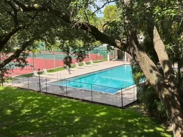 1200 NW 87th Ave # 312, Coral Springs FL 33071