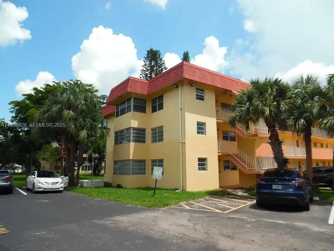 1540 NE 191st St # 145, Miami FL 33179 photo 2