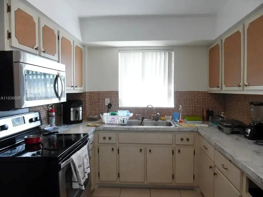 1540 NE 191st St # 145, Miami FL 33179 photo 3