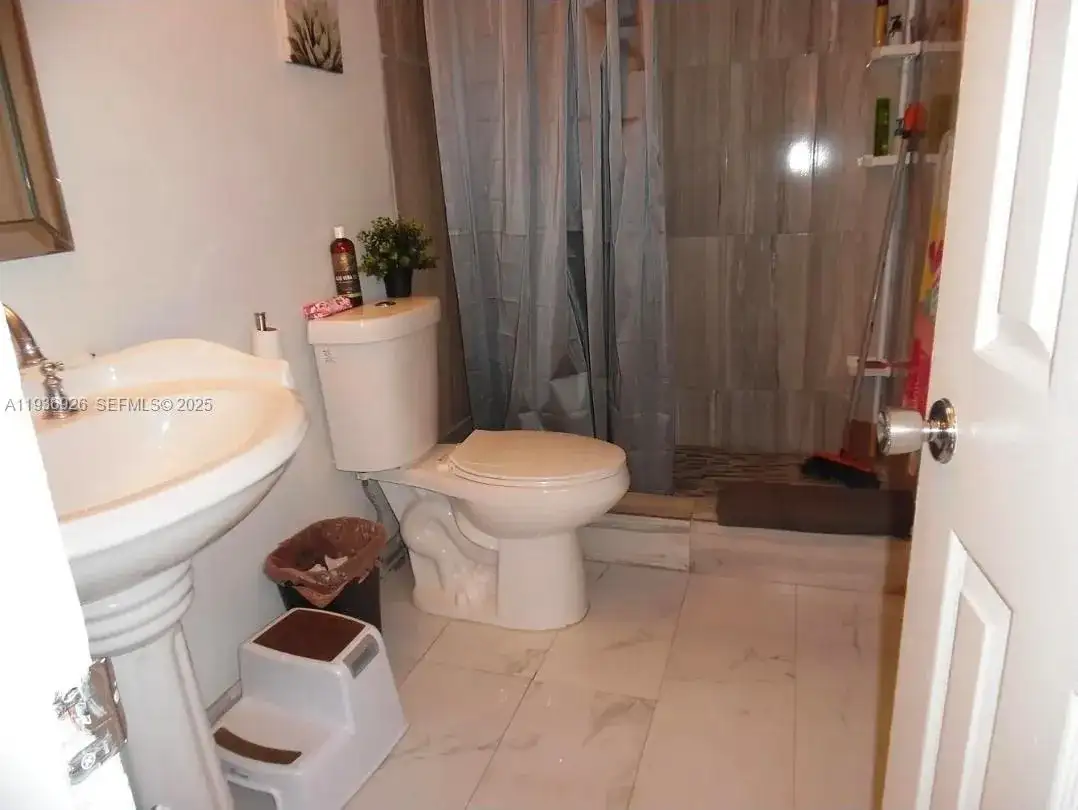 1540 NE 191st St # 145, Miami FL 33179 photo 5