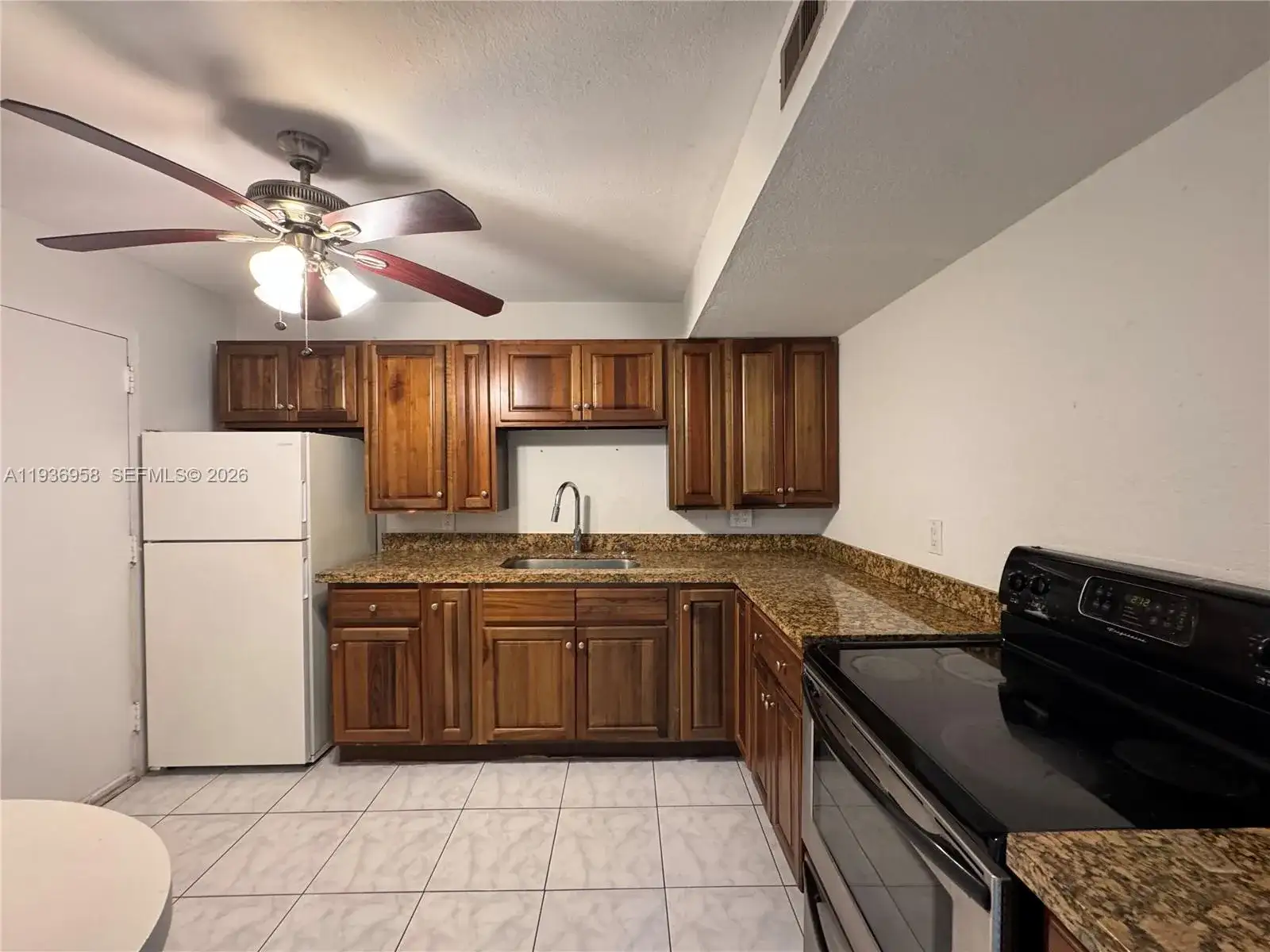 2821 N Miami Beach Blvd # 5P, North Miami Beach FL 33160 photo 4
