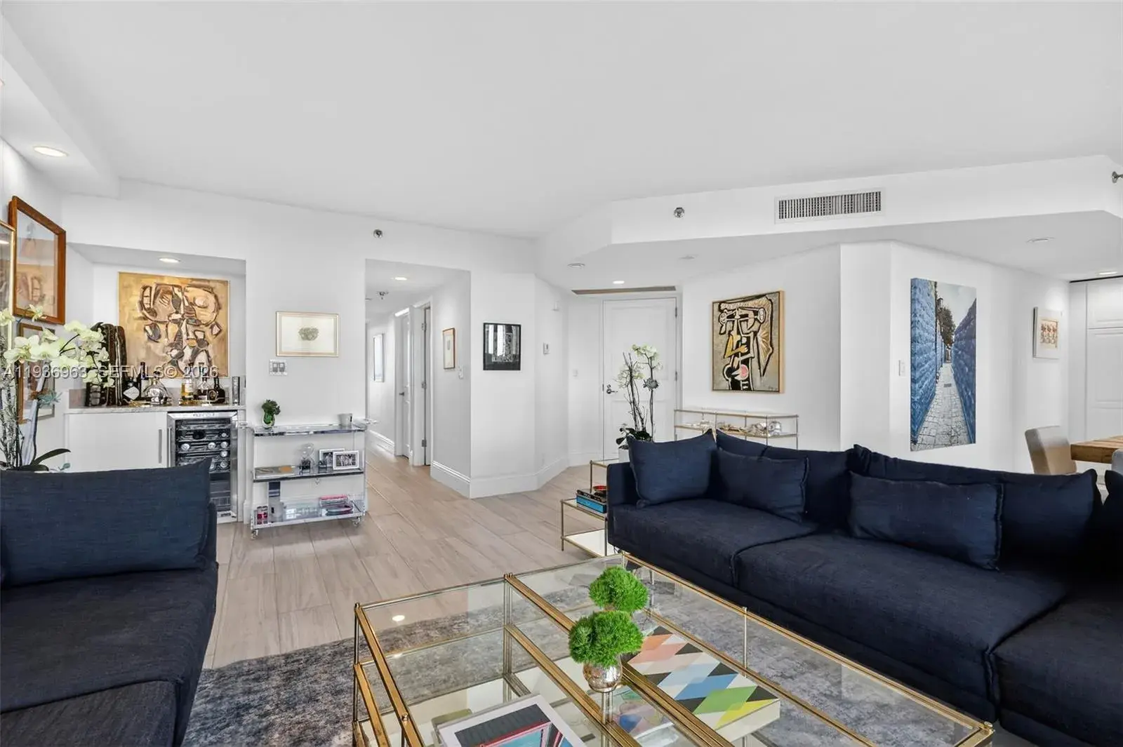 1000 Island Blvd # 707, Aventura FL 33160