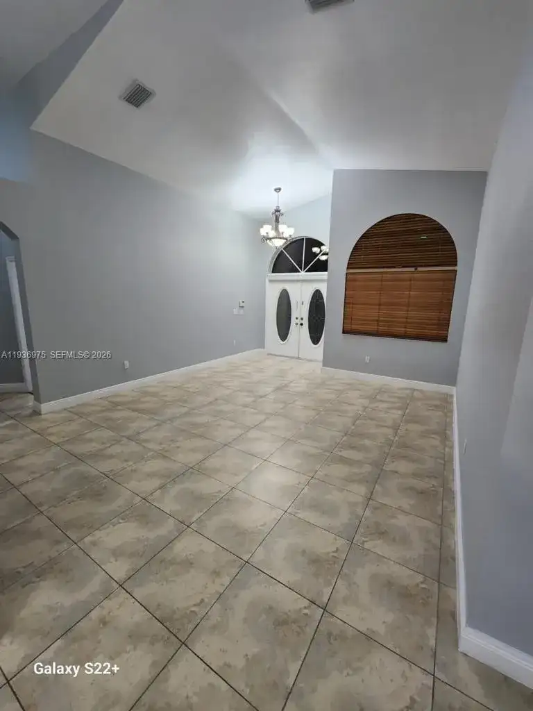 3187 SW 143 PL, Miami FL 33175 photo 4