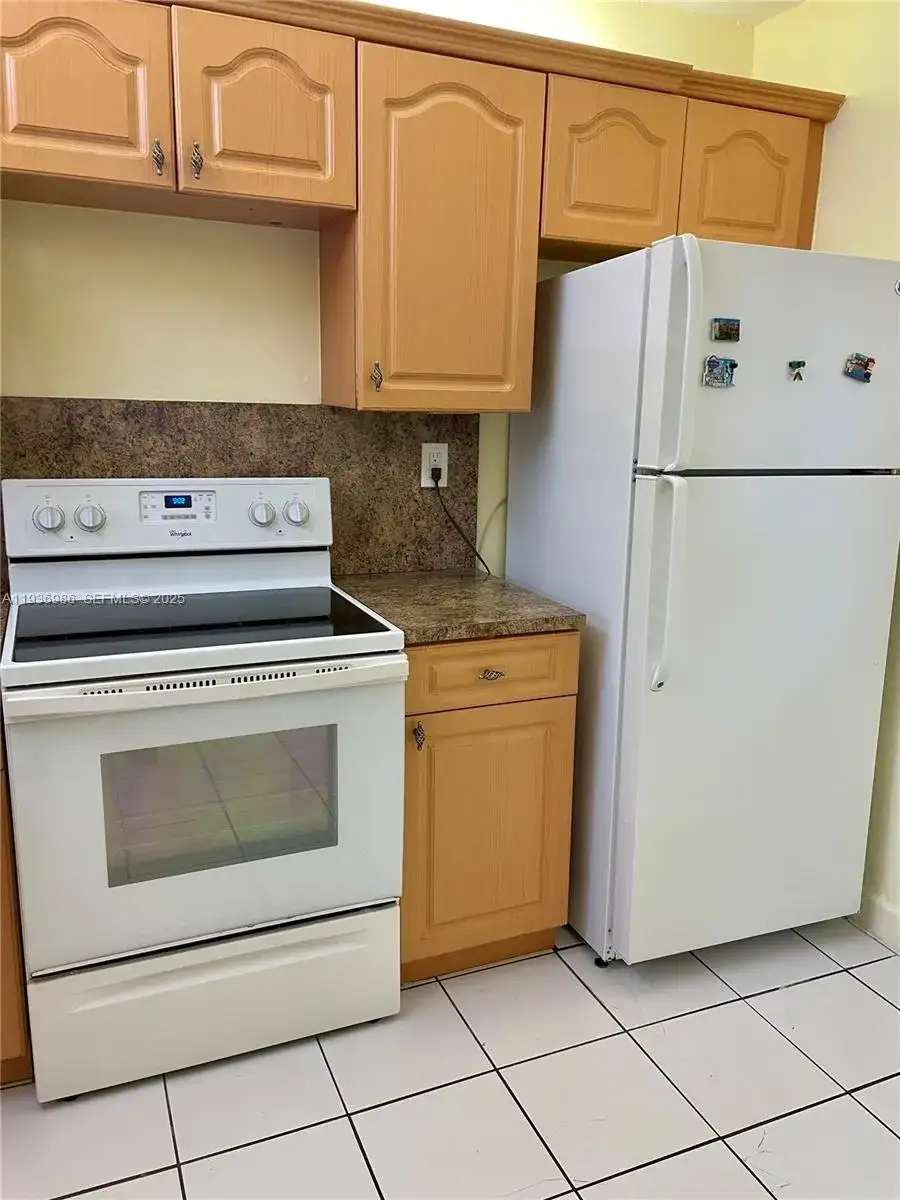 245 NW 109th Ave # 104, Miami FL 33172 photo 3