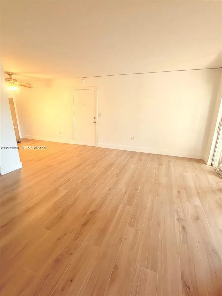 7208 Fairway Dr # I20, Miami Lakes FL 33014 photo 3
