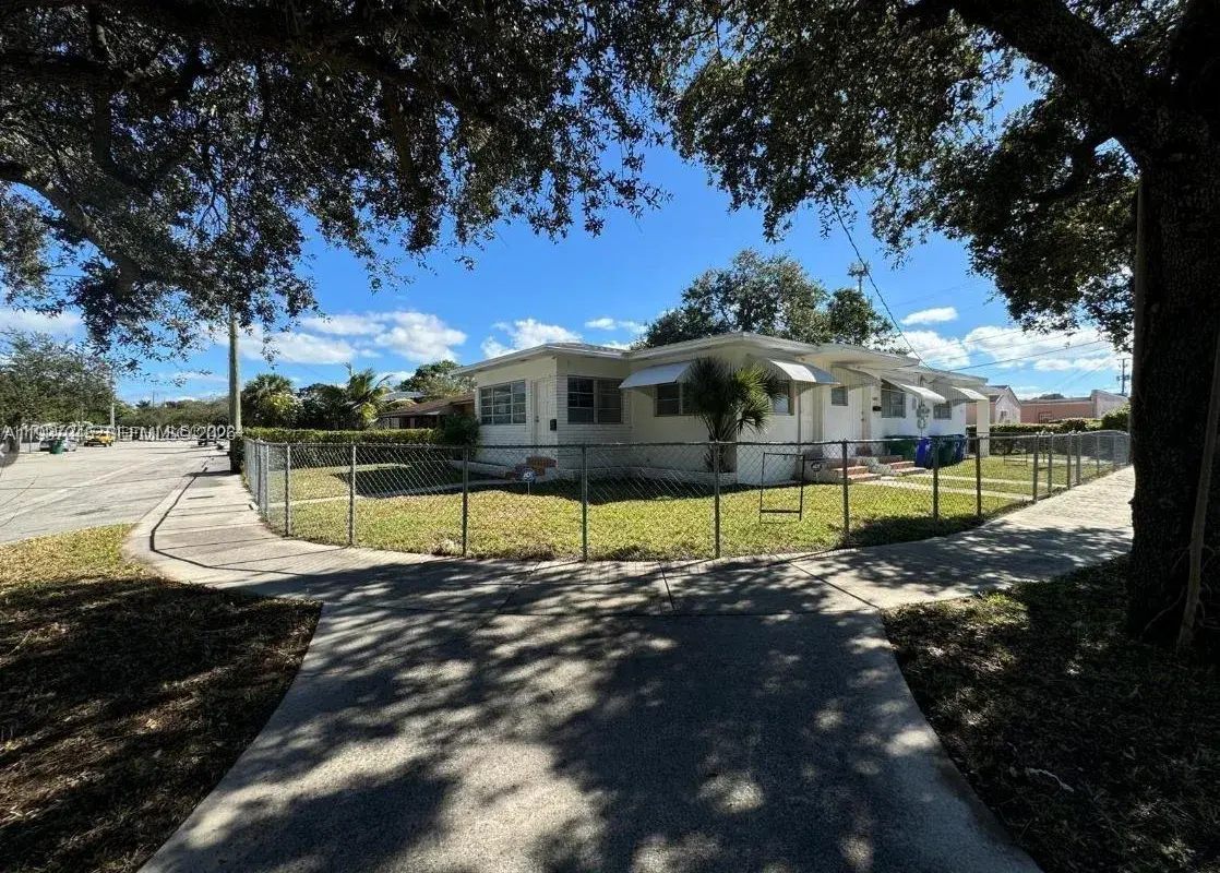 5455 NW NW # 2, Miami FL 33127