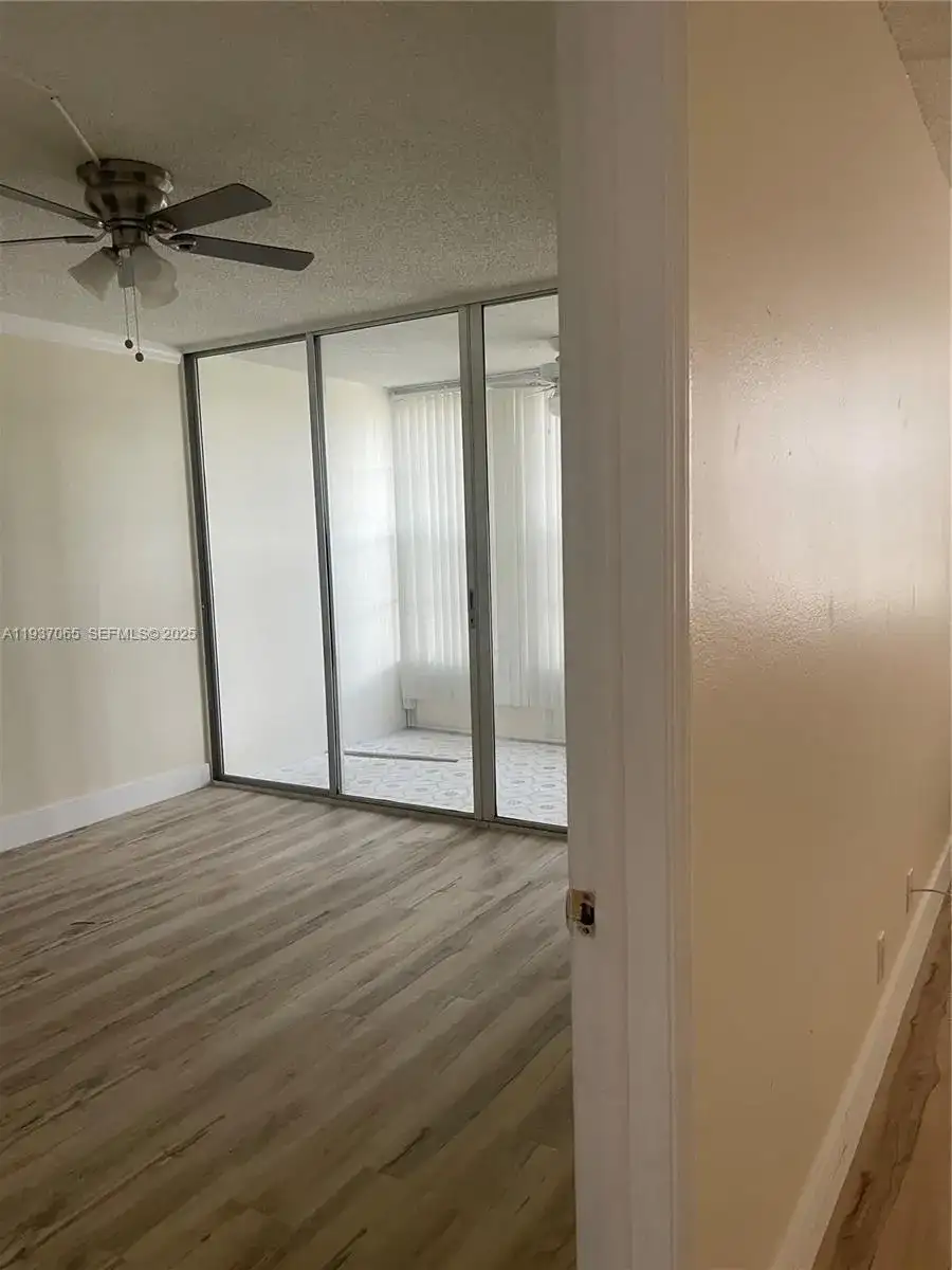 9481 Evergreen Pl # 205, Davie FL 33324 photo 2