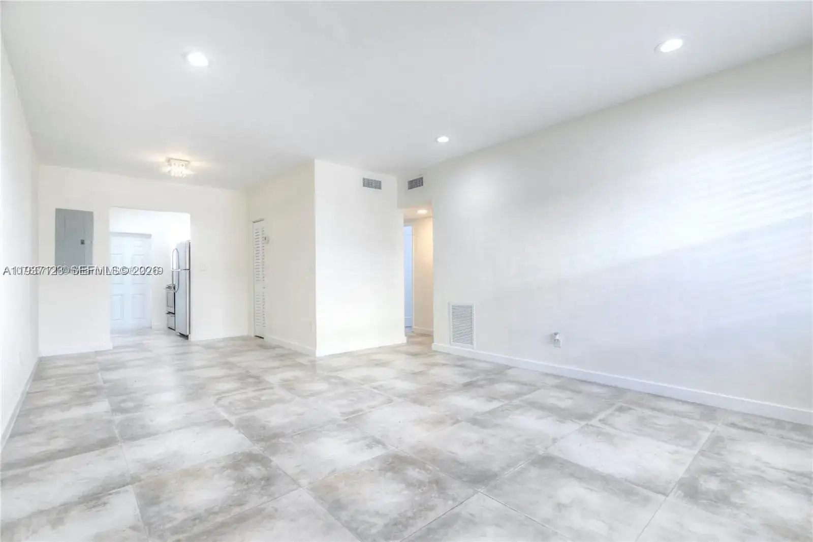 7975 Crespi Blvd # 1, Miami Beach FL 33141 photo 4